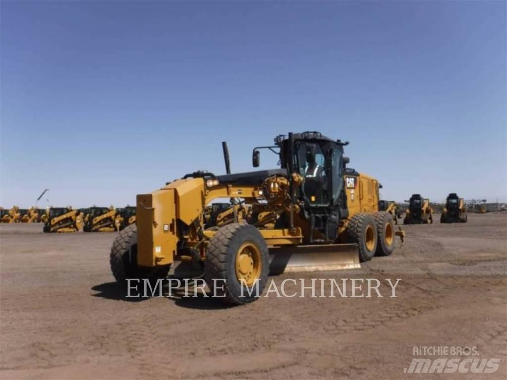 CAT 140M3 AWD Grejderi