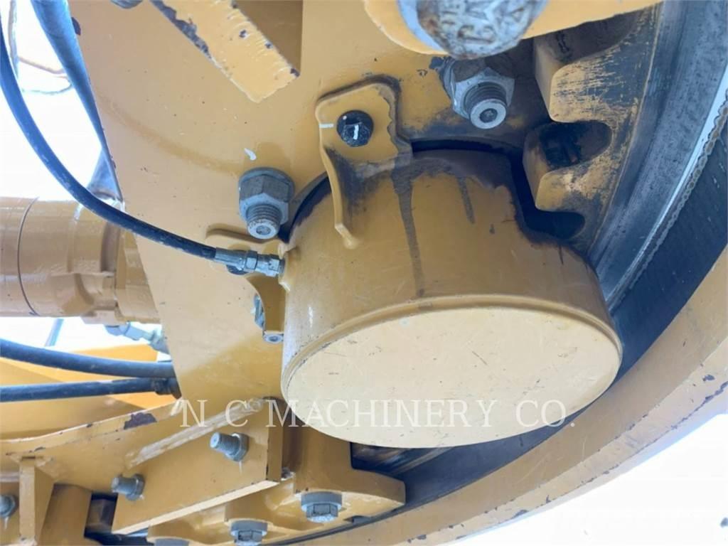 CAT 150-15AWD Grejderi