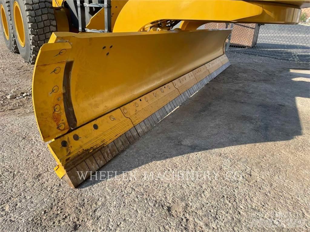 CAT 150 AWD Grejderi