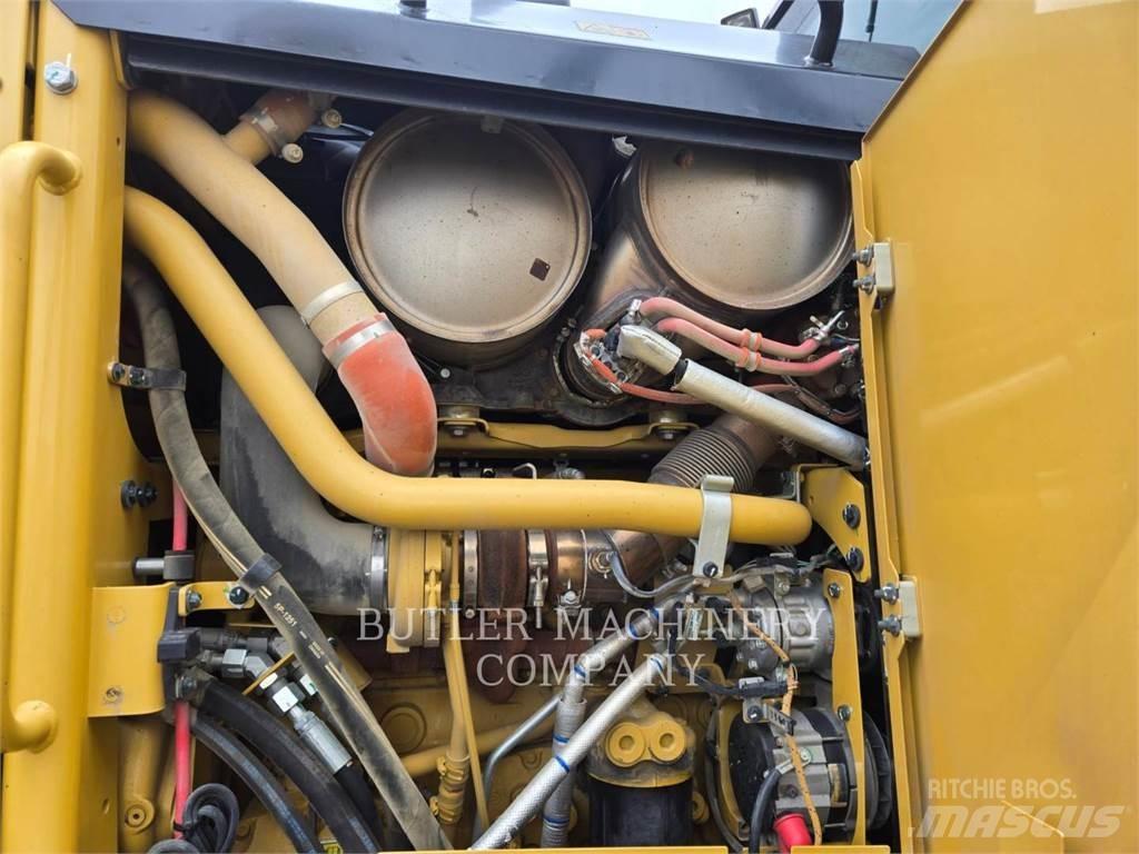 CAT 150 AWD Grejderi