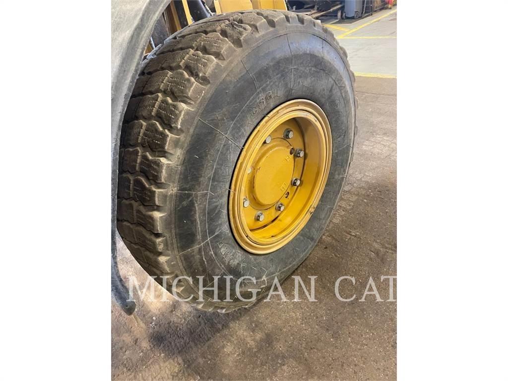 CAT 150 AWD Grejderi