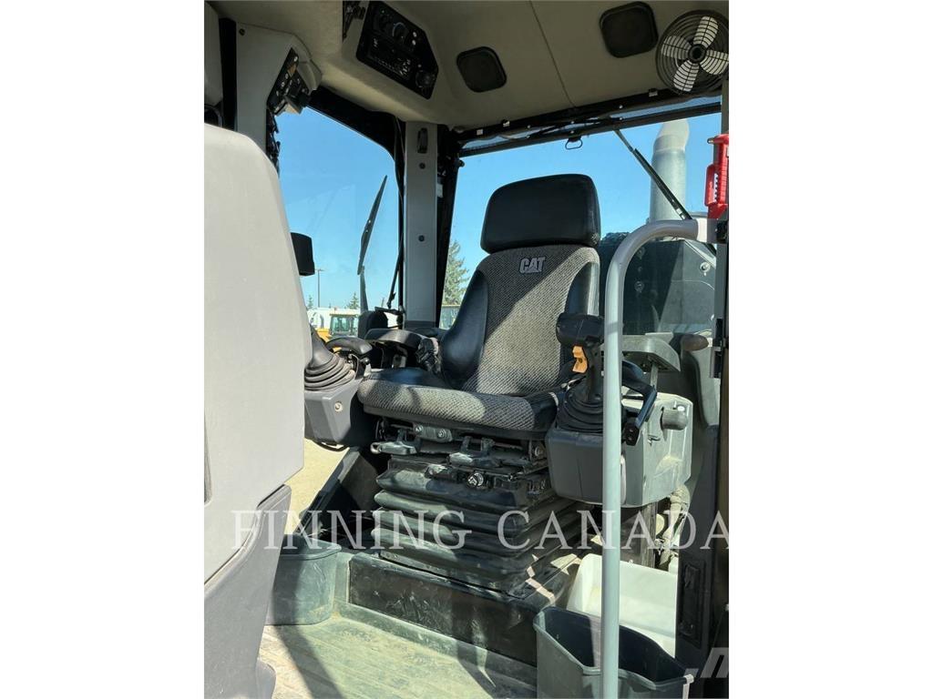 CAT 150 AWD Grejderi