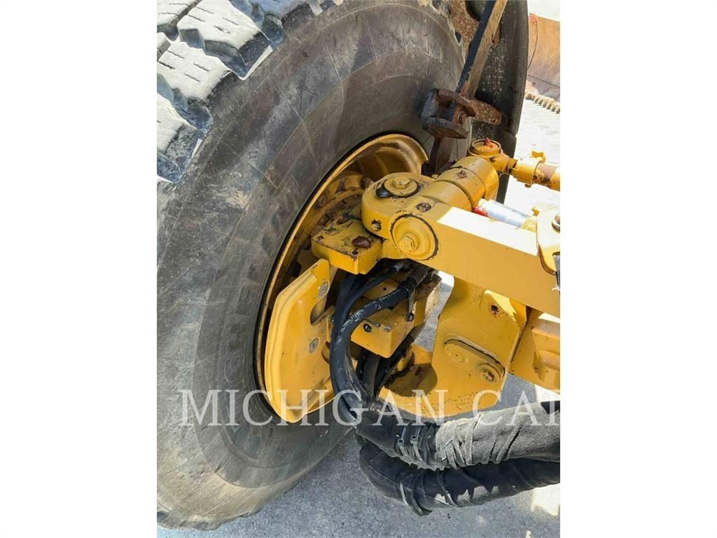 CAT 160M3 AWD Grejderi