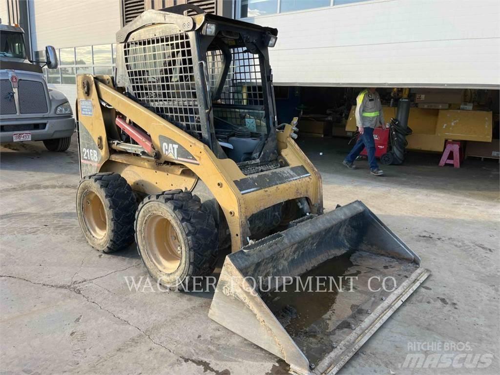 CAT 216B Skid steer mini utovarivači
