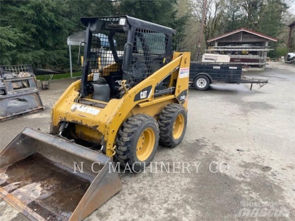 CAT 216B3 CN Skid steer mini utovarivači