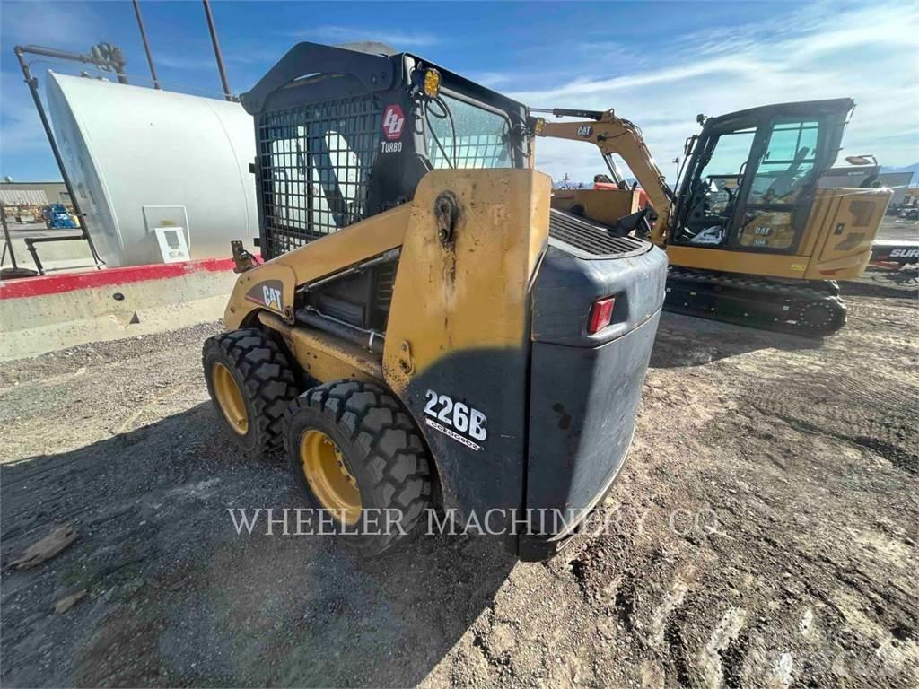 CAT 226B MA11 Skid steer mini utovarivači