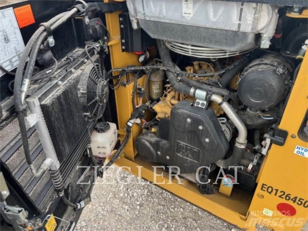 CAT 226D Skid steer mini utovarivači
