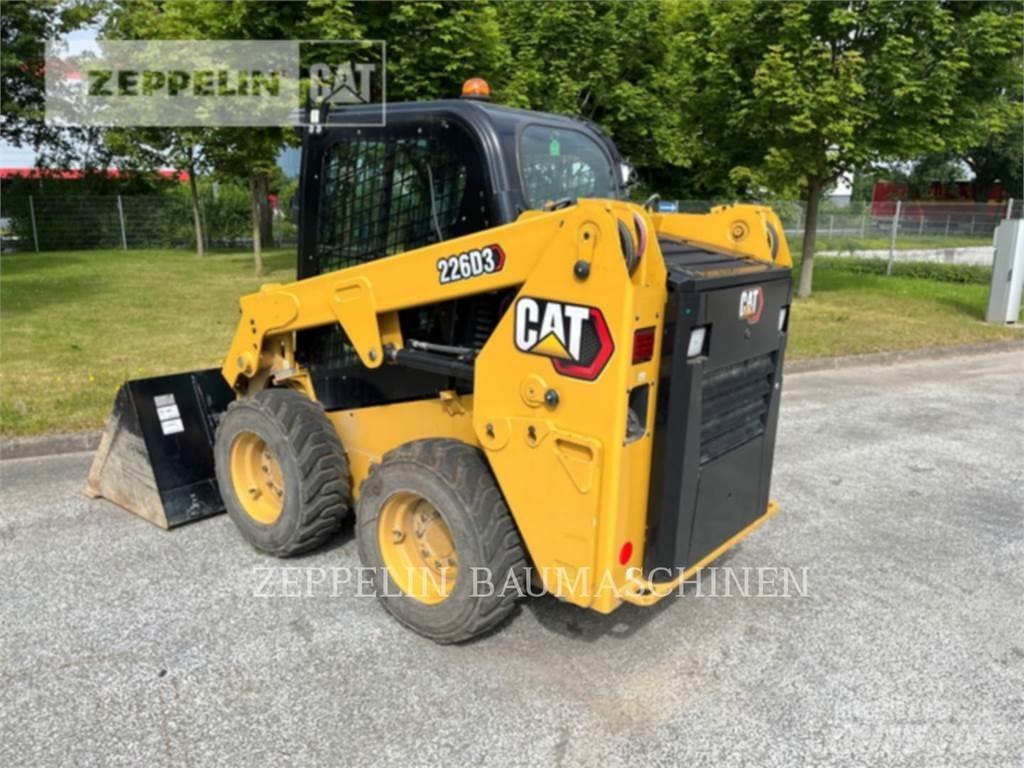 CAT 226D Skid steer mini utovarivači