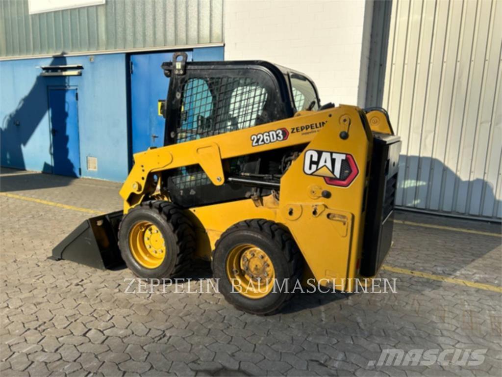 CAT 226D Skid steer mini utovarivači