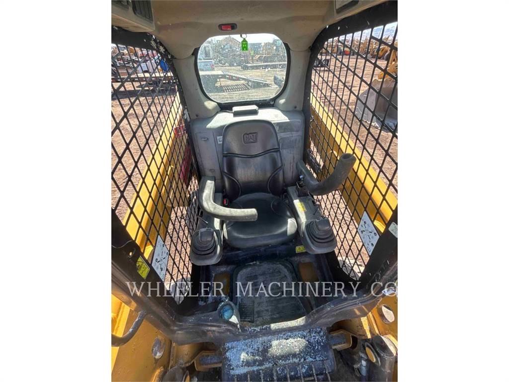 CAT 226D C1-H2 Skid steer mini utovarivači