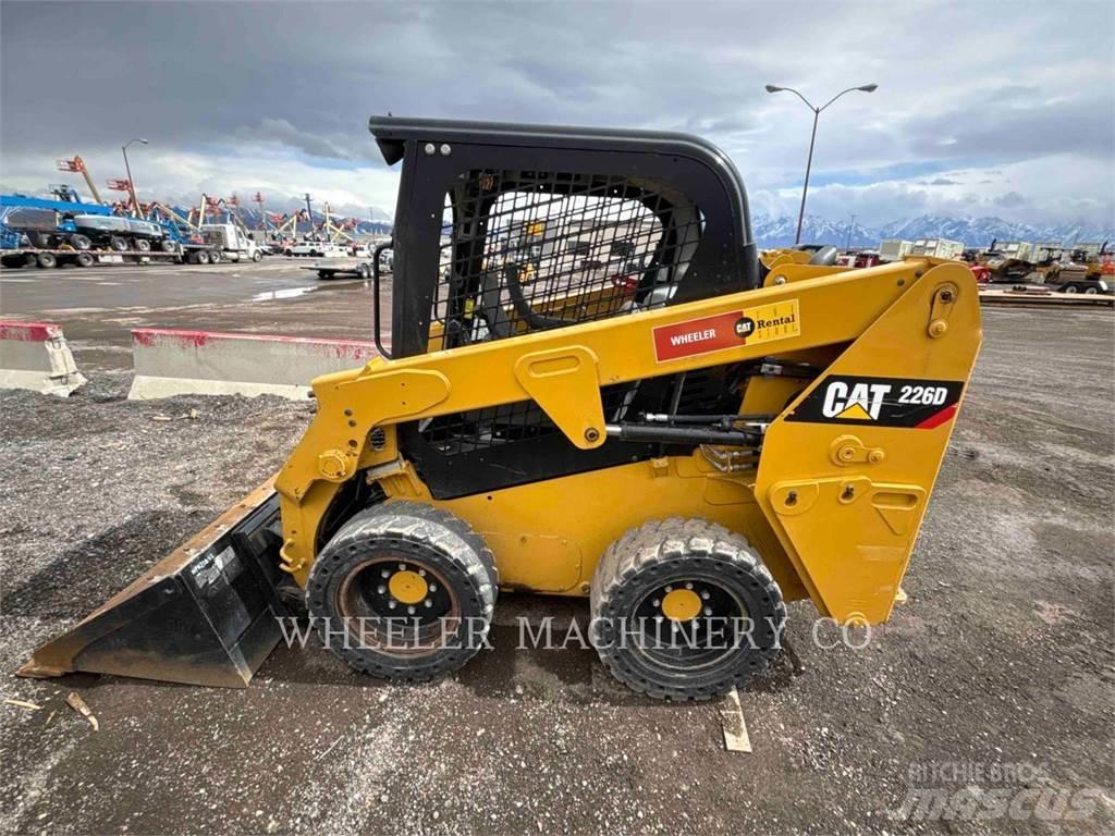 CAT 226D C1-H2 Skid steer mini utovarivači