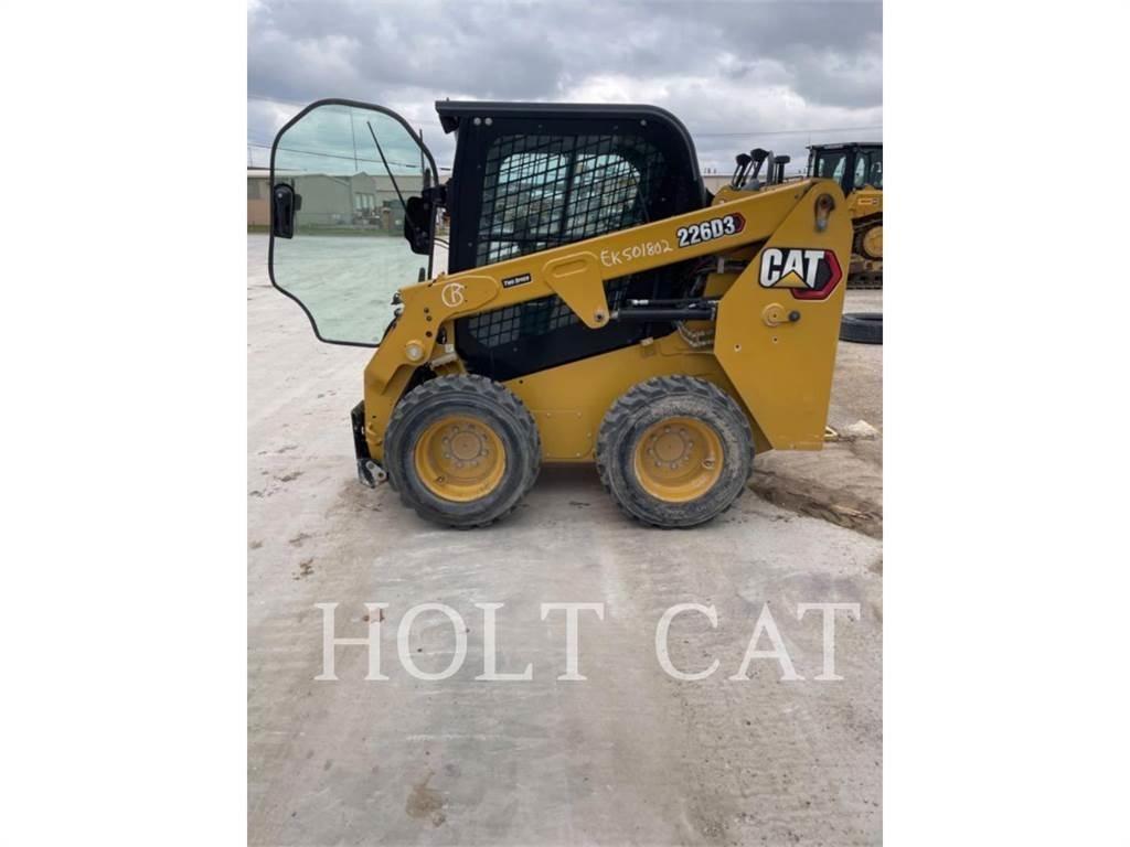 CAT 226D CAB Skid steer mini utovarivači