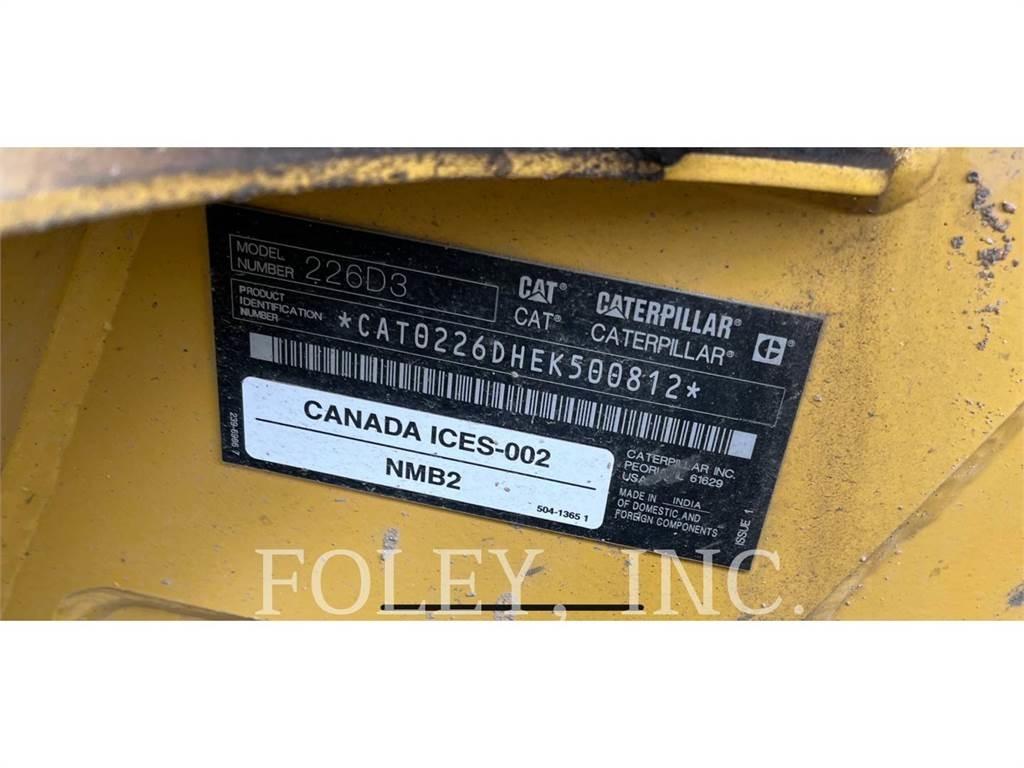 CAT 226D3 Skid steer mini utovarivači
