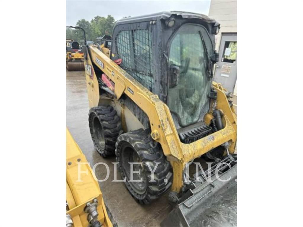 CAT 226D3 Skid steer mini utovarivači