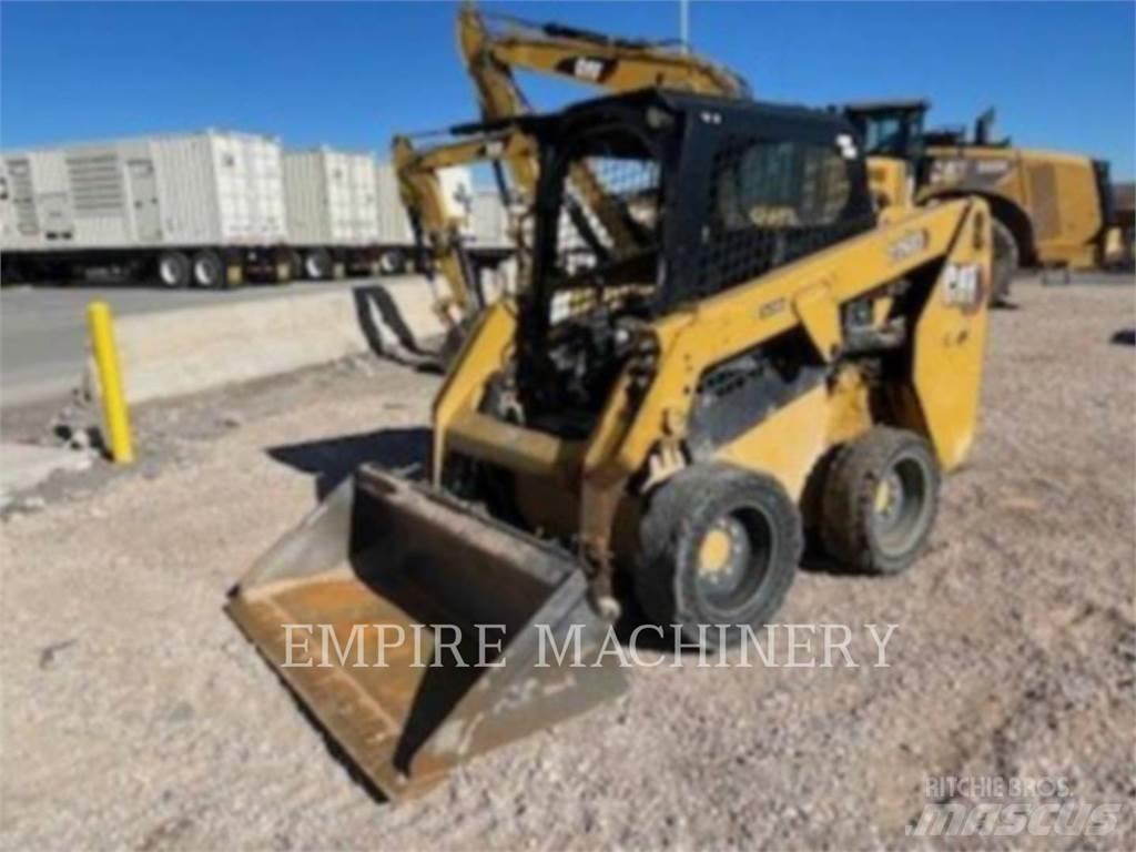 CAT 226D3 Skid steer mini utovarivači