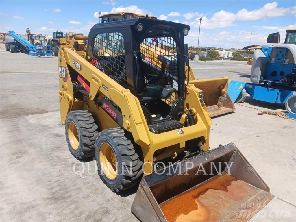 CAT 226D3 Skid steer mini utovarivači