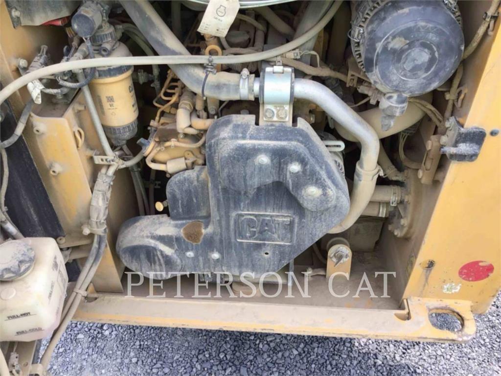 CAT 226D3 Skid steer mini utovarivači