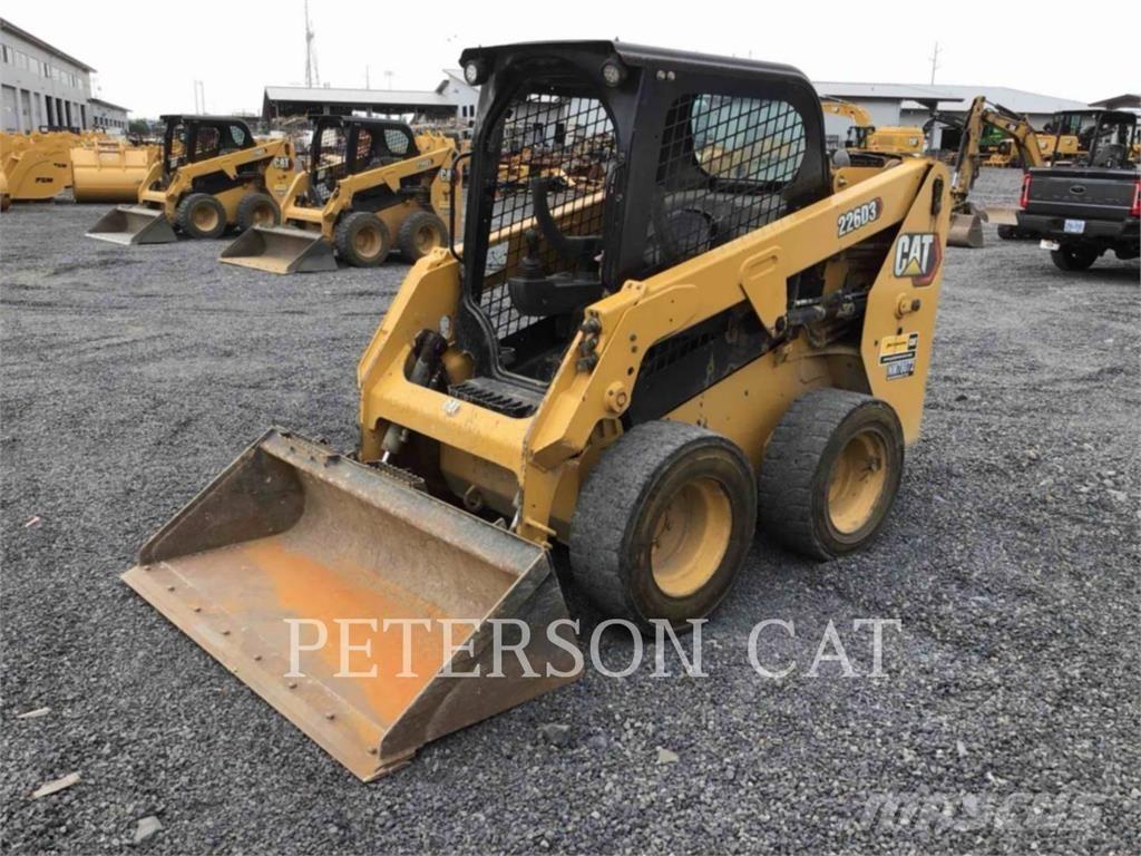 CAT 226D3 Skid steer mini utovarivači