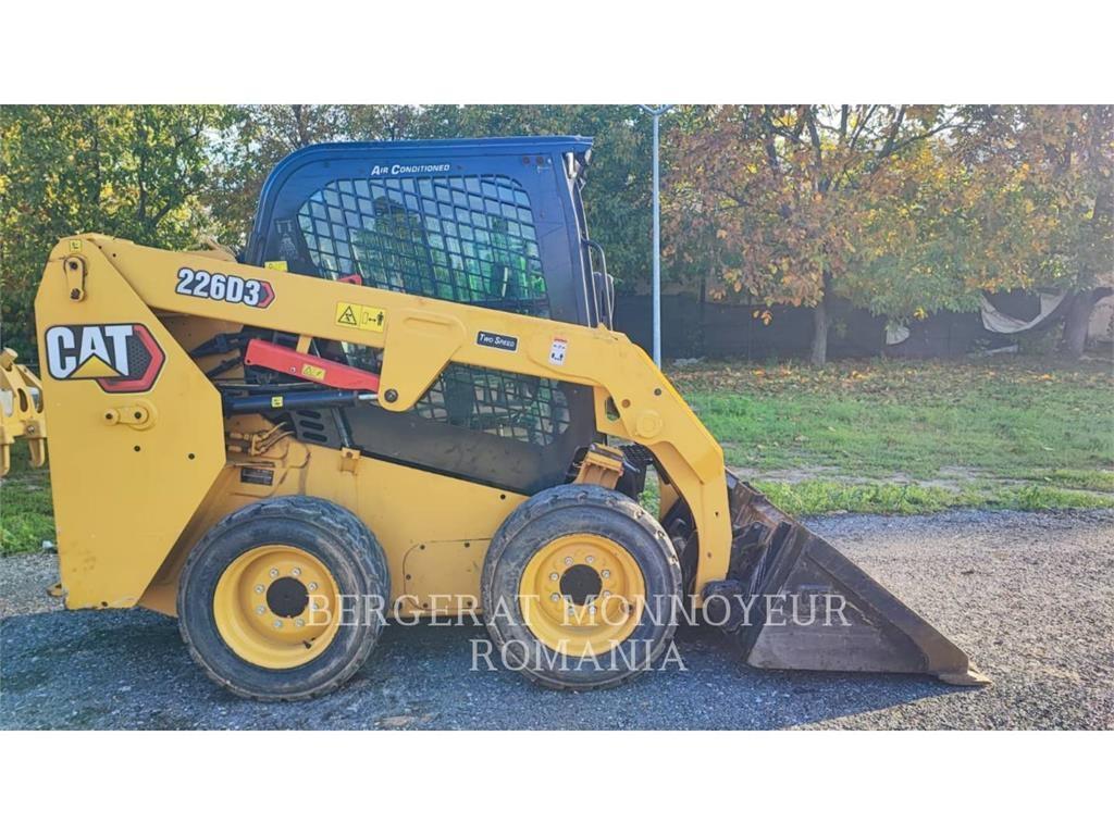 CAT 226D3 Skid steer mini utovarivači