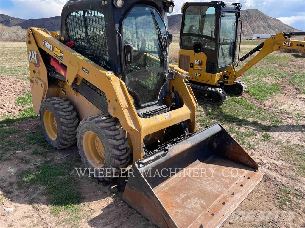 CAT 226D3 C3H2 Skid steer mini utovarivači