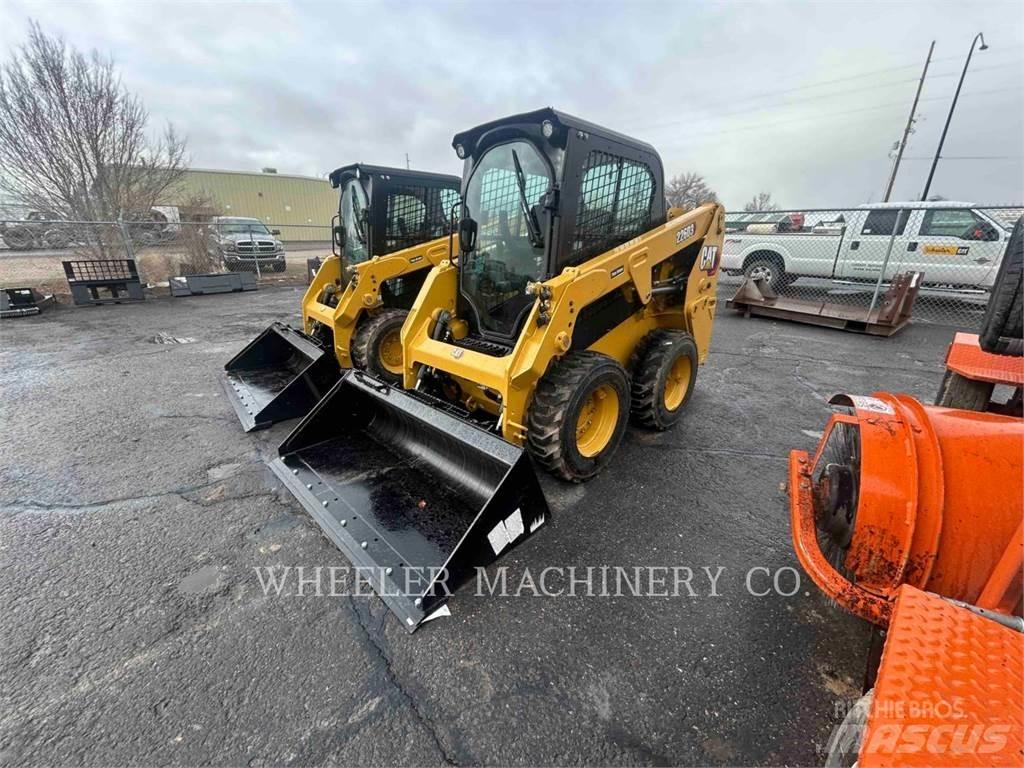 CAT 226D3 C3H2 Skid steer mini utovarivači