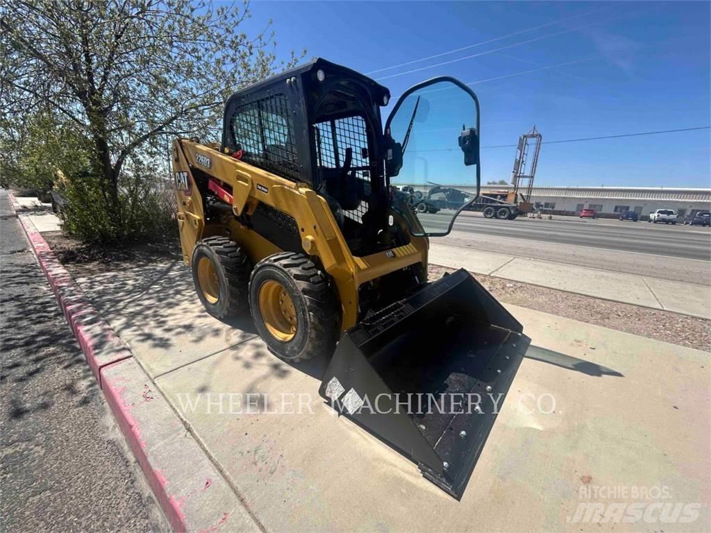 CAT 226D3 C3H2 Skid steer mini utovarivači