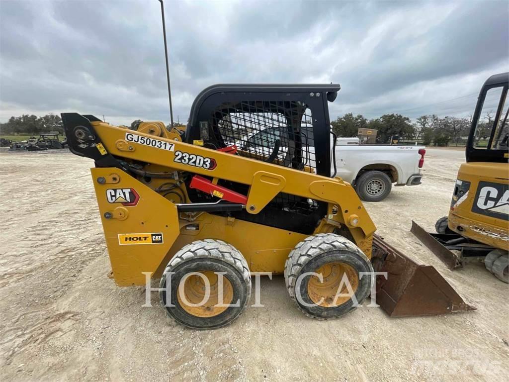 CAT 232D3 Skid steer mini utovarivači