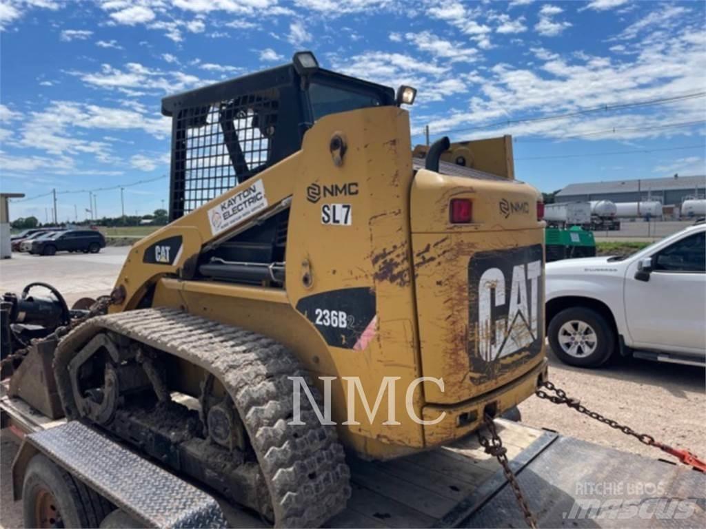 CAT 236B Skid steer mini utovarivači