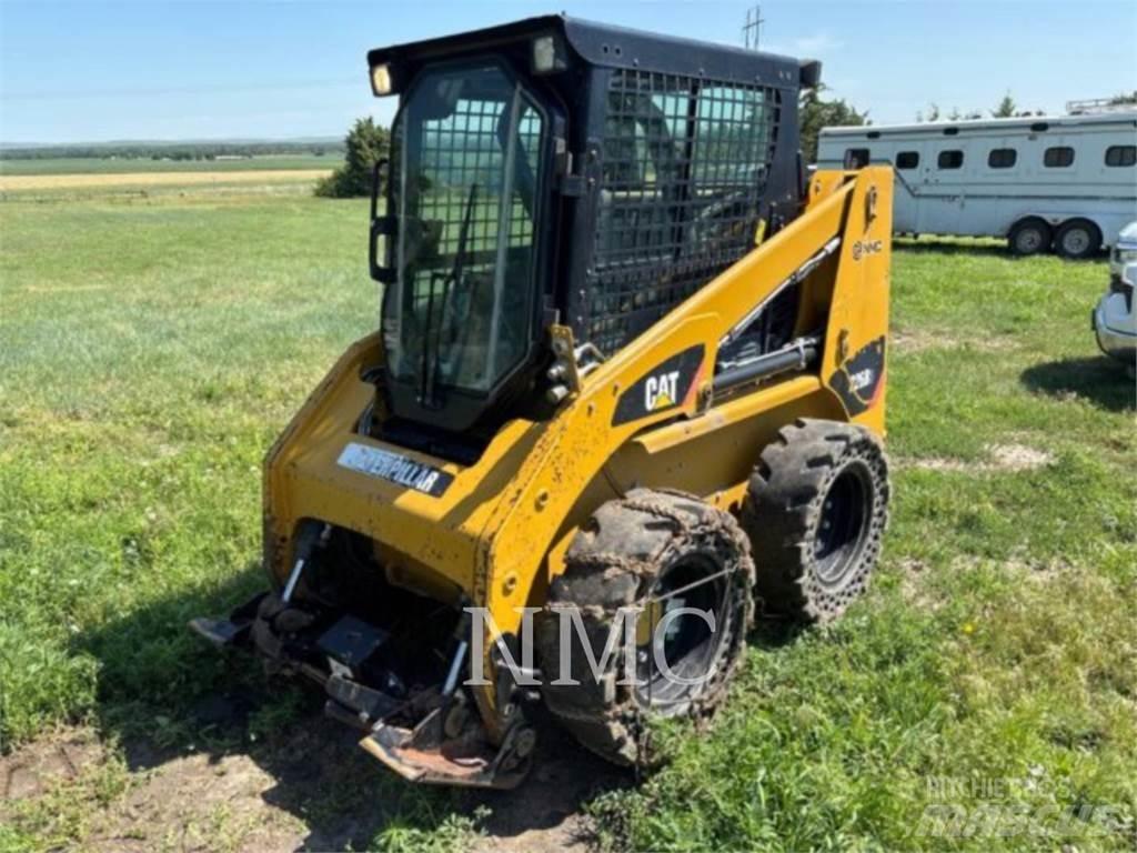 CAT 236B3 Skid steer mini utovarivači