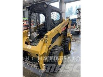 CAT 236D H2CN Skid steer mini utovarivači