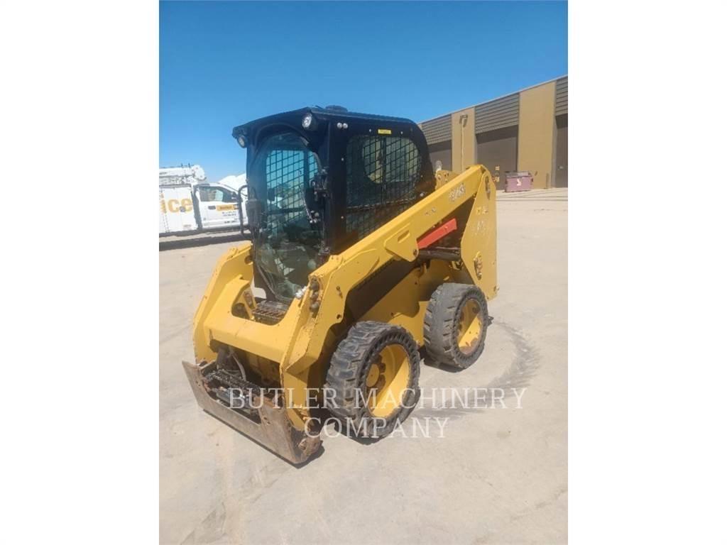 CAT 236D3 Skid steer mini utovarivači