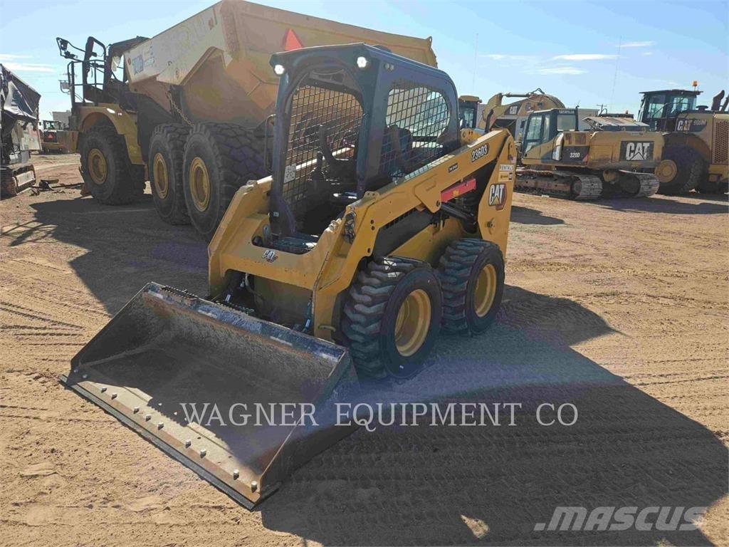 CAT 236D3 Skid steer mini utovarivači