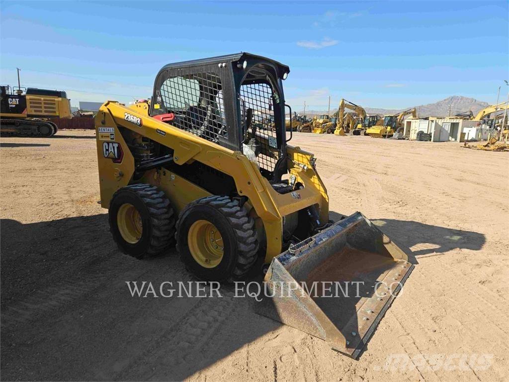 CAT 236D3 Skid steer mini utovarivači