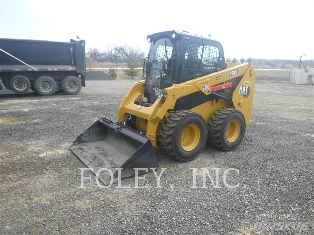 CAT 236D3 Skid steer mini utovarivači