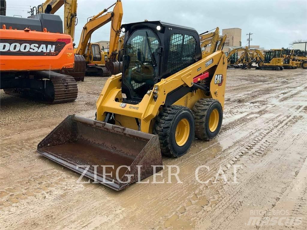 CAT 236D3 Skid steer mini utovarivači