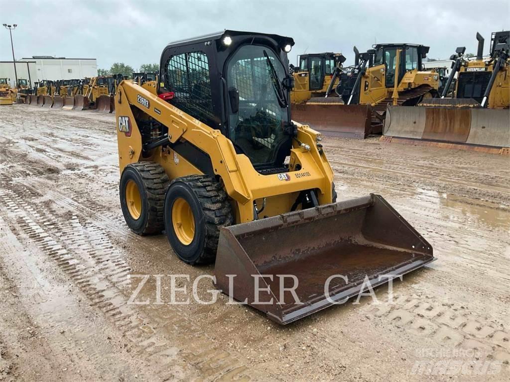 CAT 236D3 Skid steer mini utovarivači
