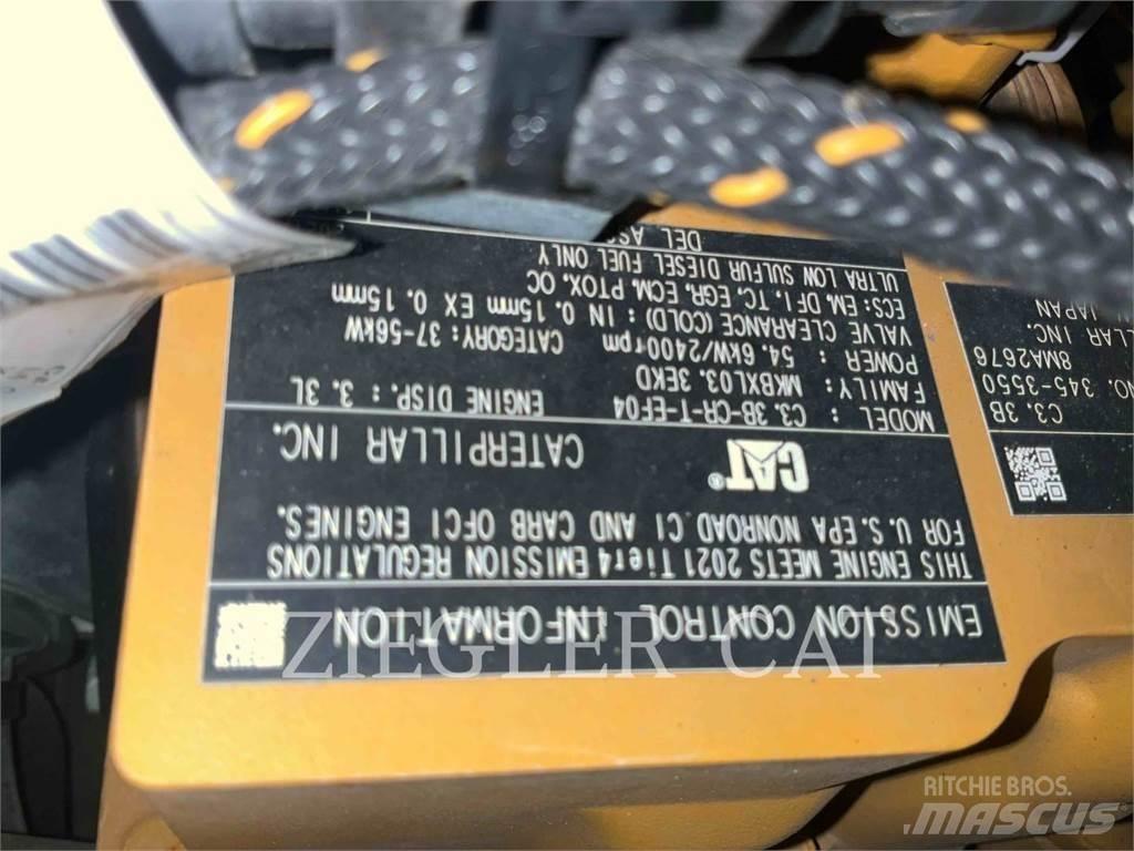 CAT 236D3 Skid steer mini utovarivači