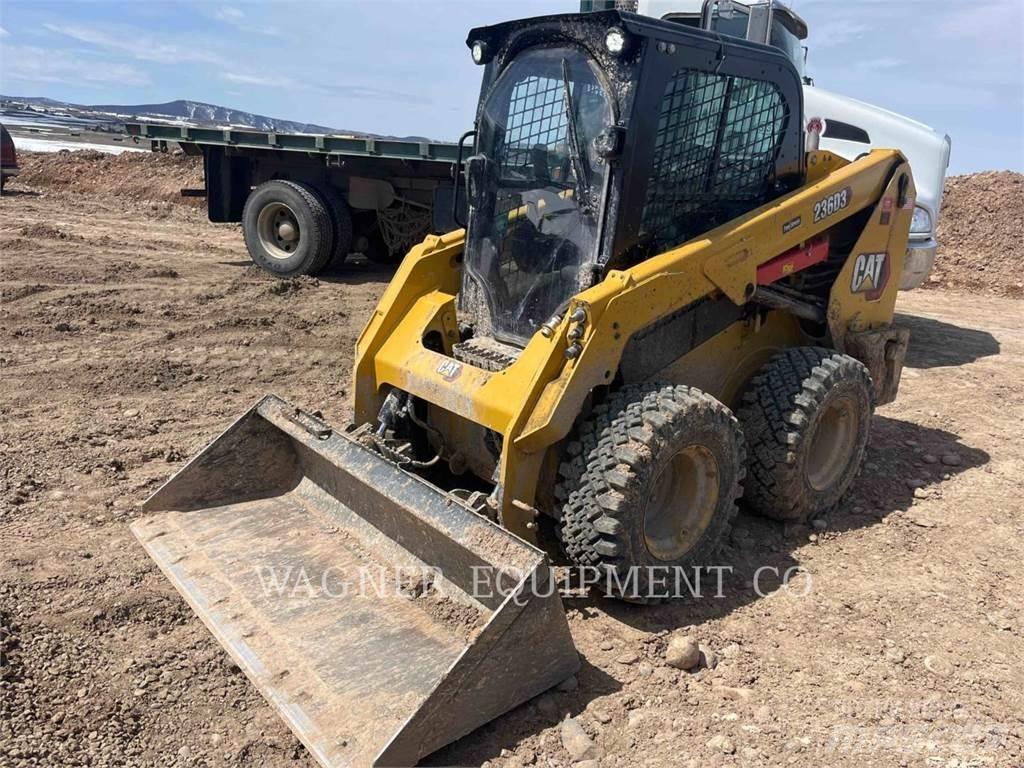 CAT 236D3 Skid steer mini utovarivači
