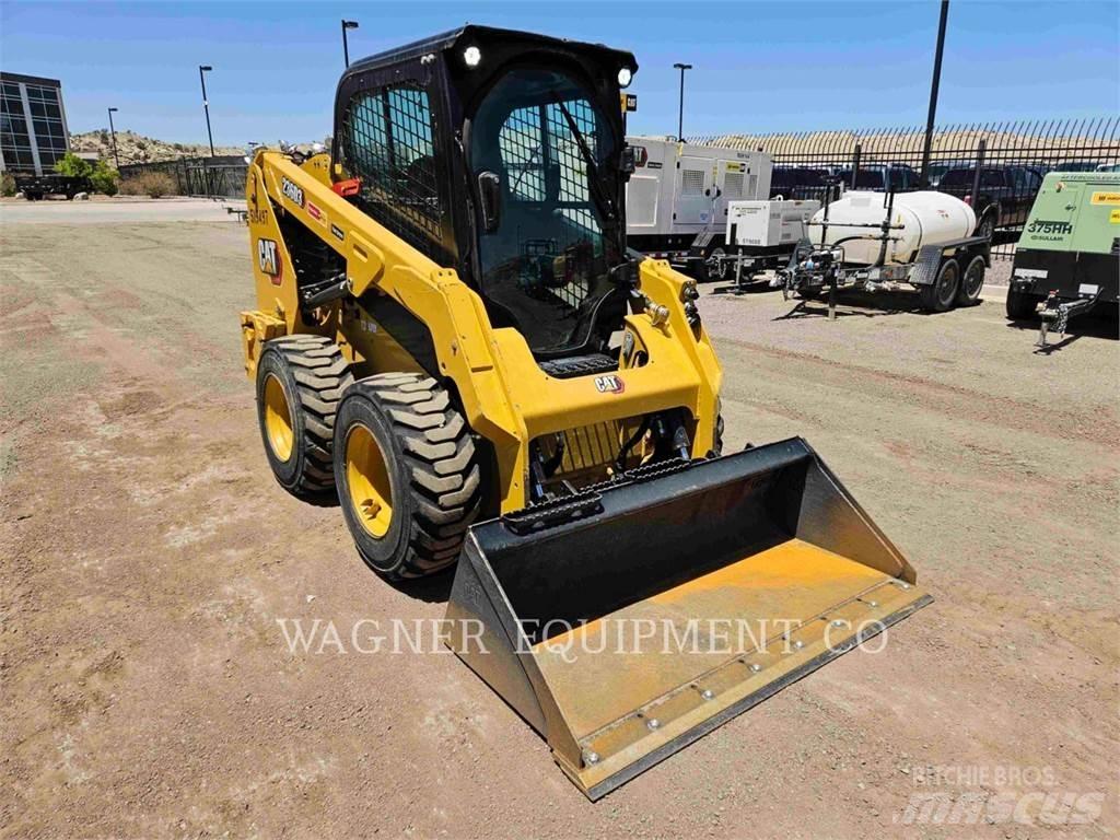 CAT 236D3 Skid steer mini utovarivači