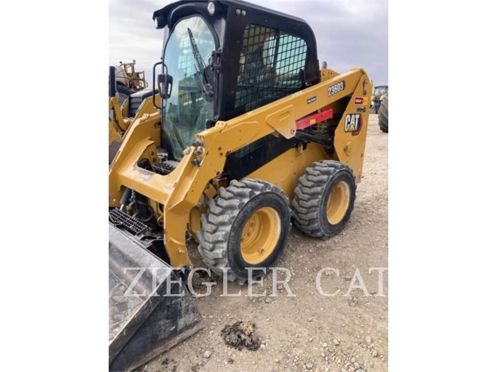CAT 236D3 Skid steer mini utovarivači