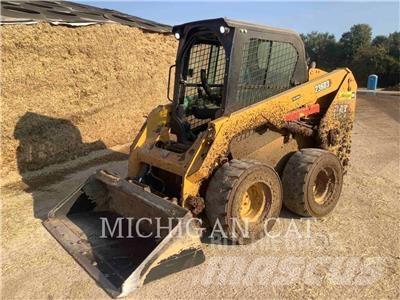 CAT 236D3 A2Q Skid steer mini utovarivači