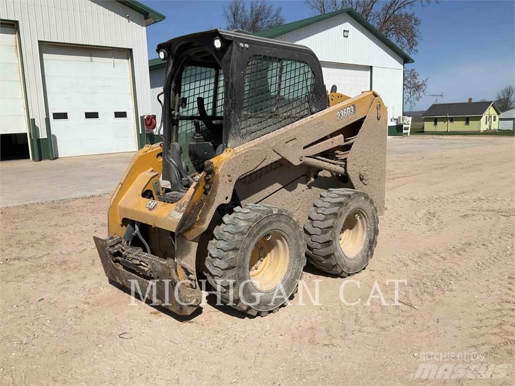 CAT 236D3 A2Q Skid steer mini utovarivači