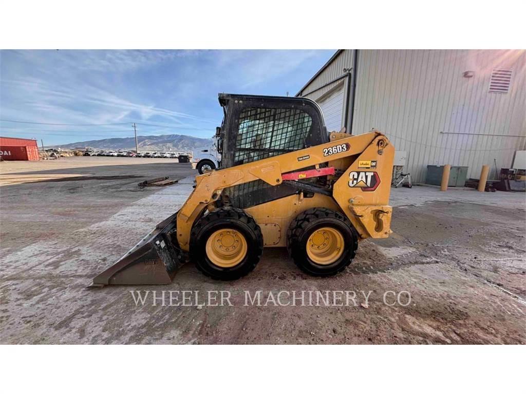CAT 236D3 C3H2 Skid steer mini utovarivači