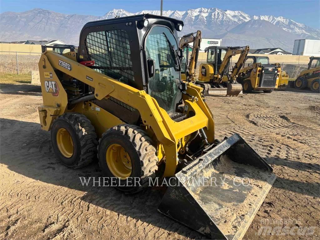 CAT 236D3 C3H2 Skid steer mini utovarivači