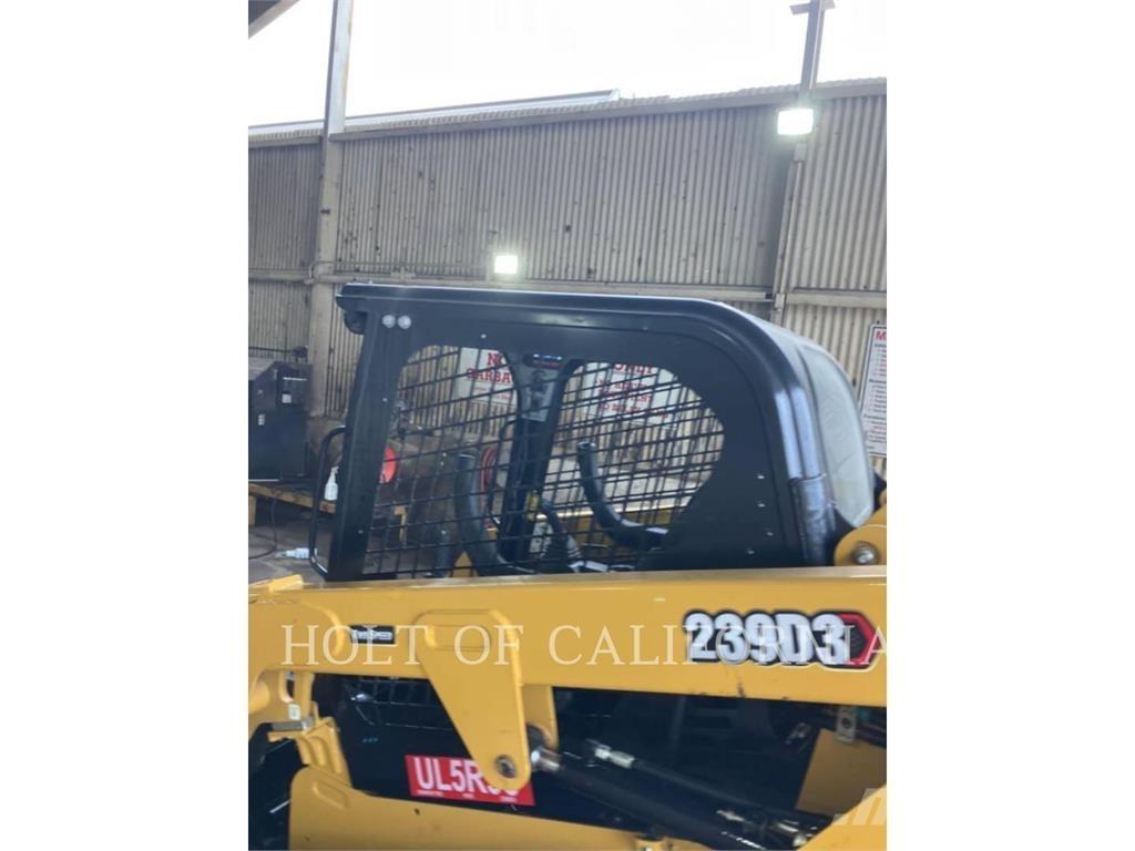 CAT 239D3 Skid steer mini utovarivači