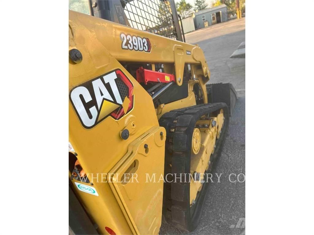 CAT 239D3 C1H2 Utovarivaču guseničara