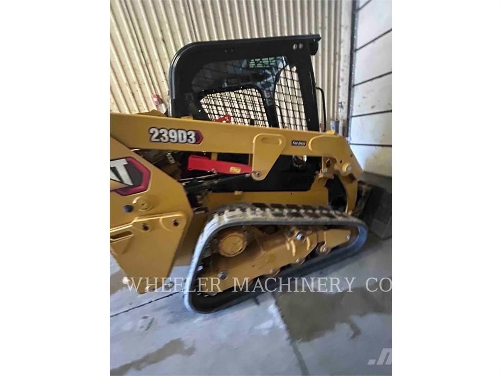 CAT 239D3 C1H2 Utovarivaču guseničara