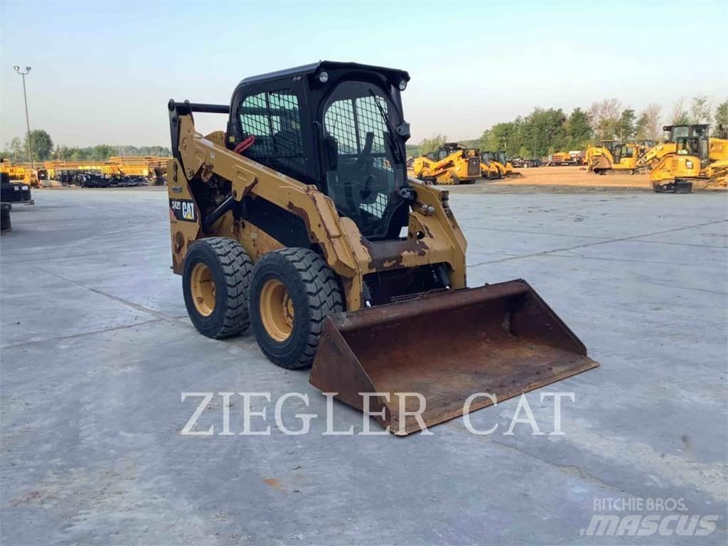 CAT 242D Skid steer mini utovarivači