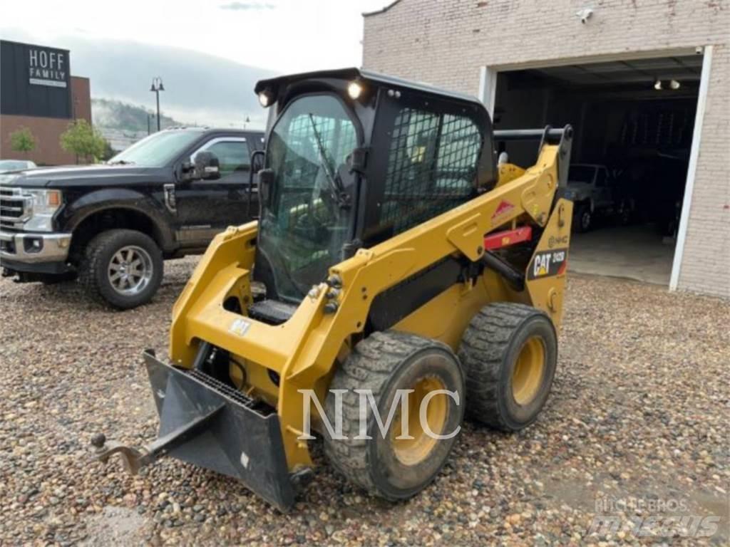 CAT 242D Skid steer mini utovarivači