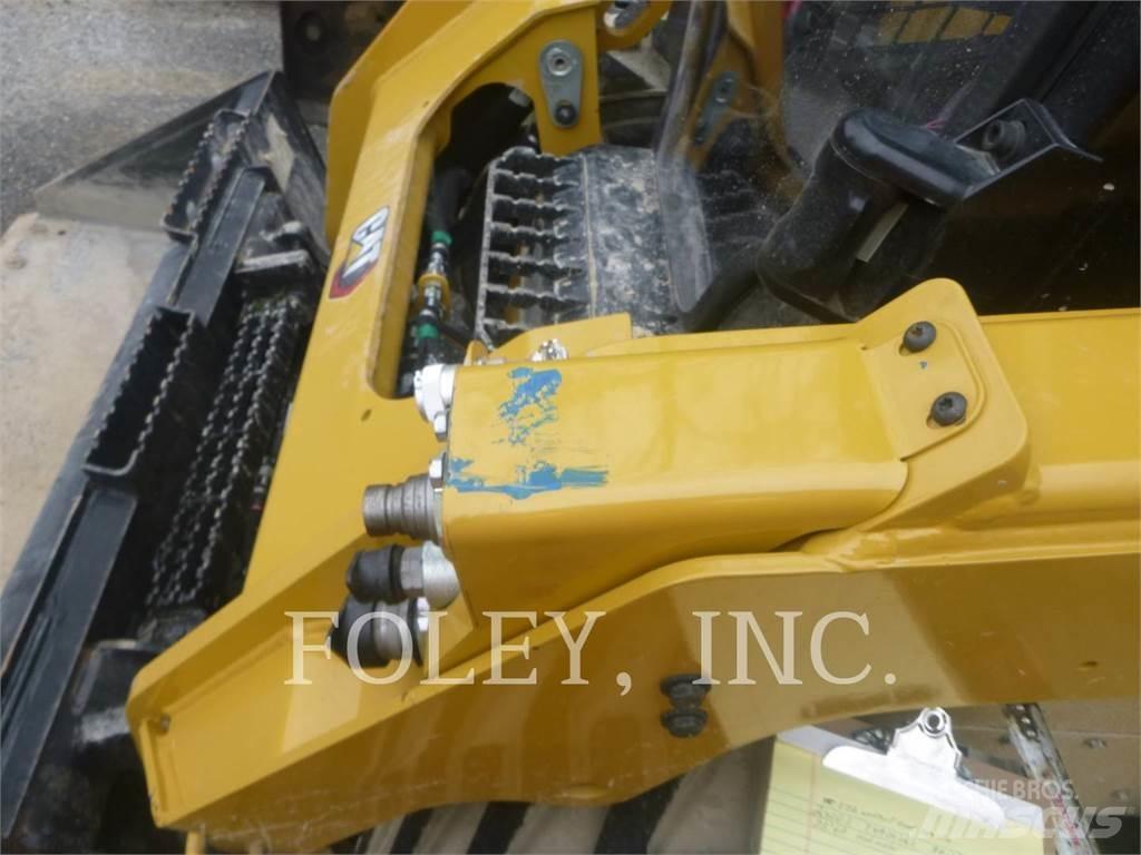 CAT 242D3 Skid steer mini utovarivači